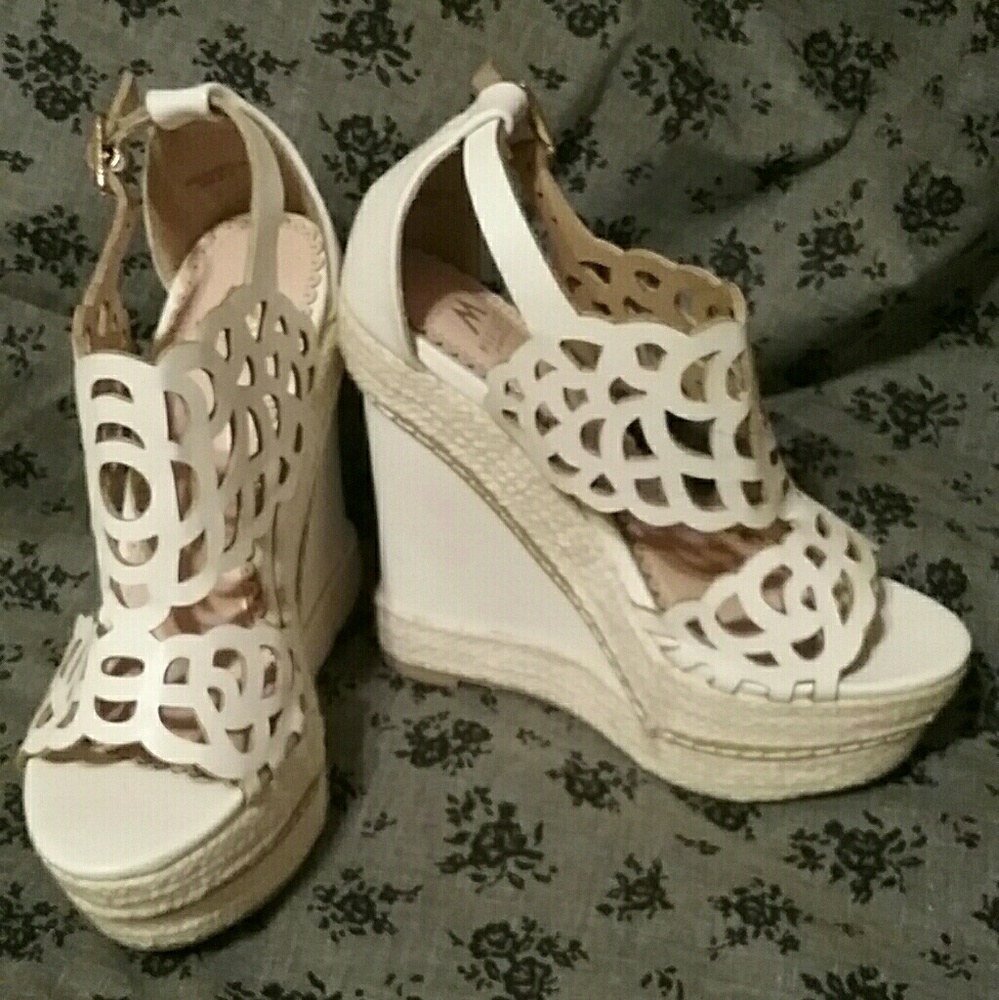 Madison by Shoe Dazzle-NEVER WORN, only to try on